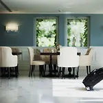 Hotel Riviera & Maximilian's Trieste