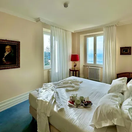 Riviera & Maximilian's Hotel Trieste