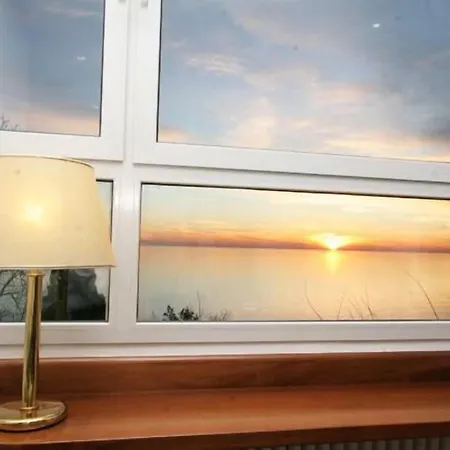 Hotel Riviera & Maximilian's 4*