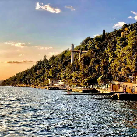 Hotel Riviera & Maximilian's 4*