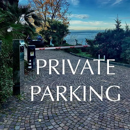 Riviera & Maximilian's Hotel Trieste