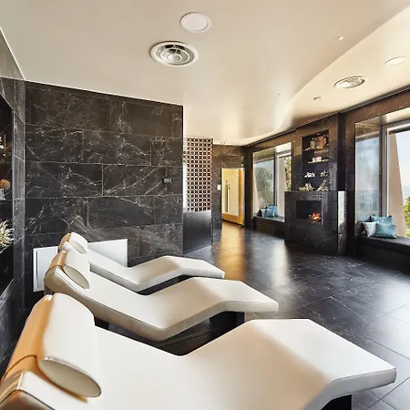 Riviera & Maximilian's Trieste