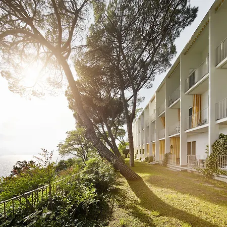 Riviera & Maximilian's 4* Trieste