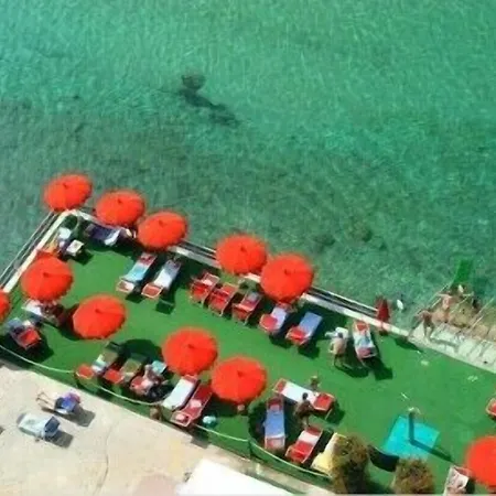 Szálloda Riviera & Maximilian's