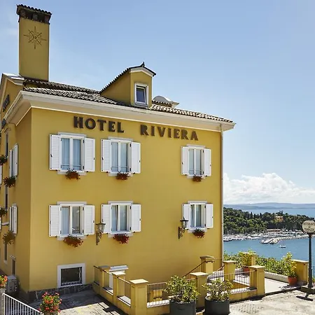 Hotel Riviera & Maximilian's 4*