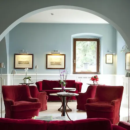 Riviera & Maximilian's Trieste