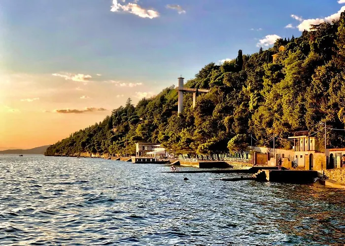 Hotel Riviera & Maximilian's 4*