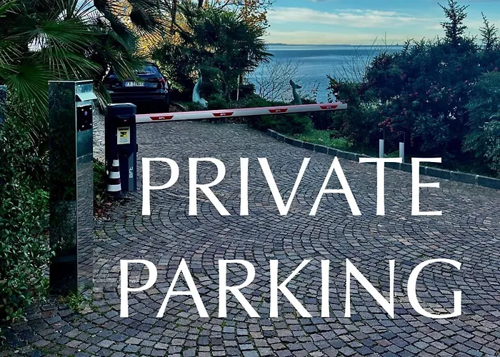 Riviera & Maximilian's Hotel Trieste