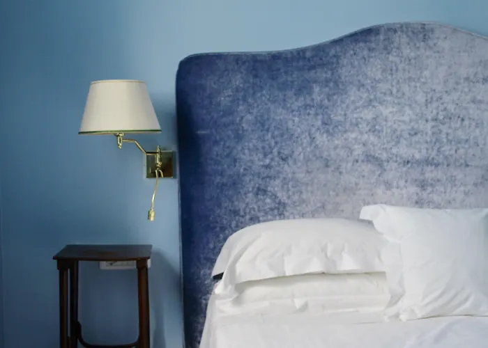 Riviera & Maximilian's Hotel 4*