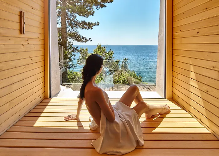 Hotel Riviera & Maximilian's Trieste