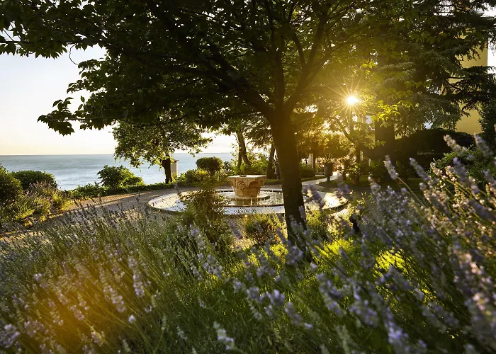 Riviera & Maximilian's 4* Triest