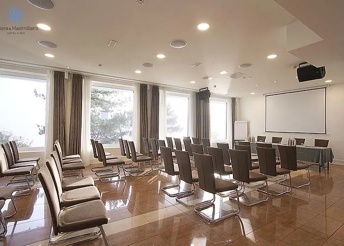 Riviera & Maximilian's