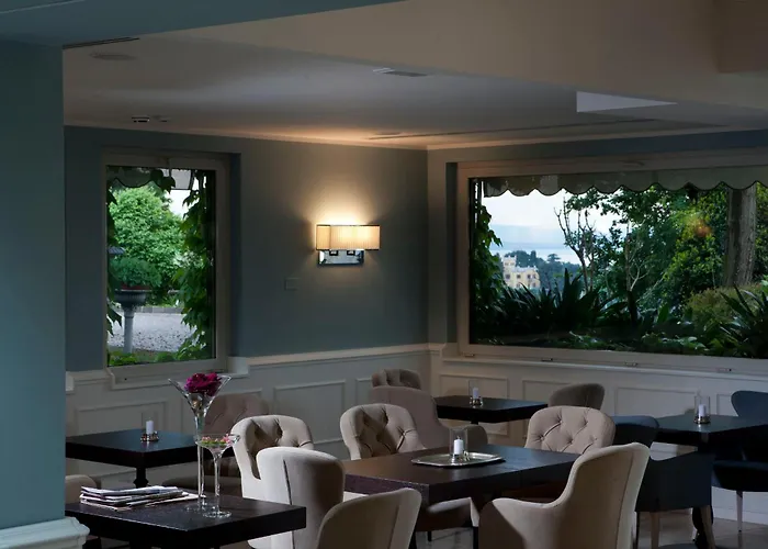 Hotel Riviera & Maximilian's